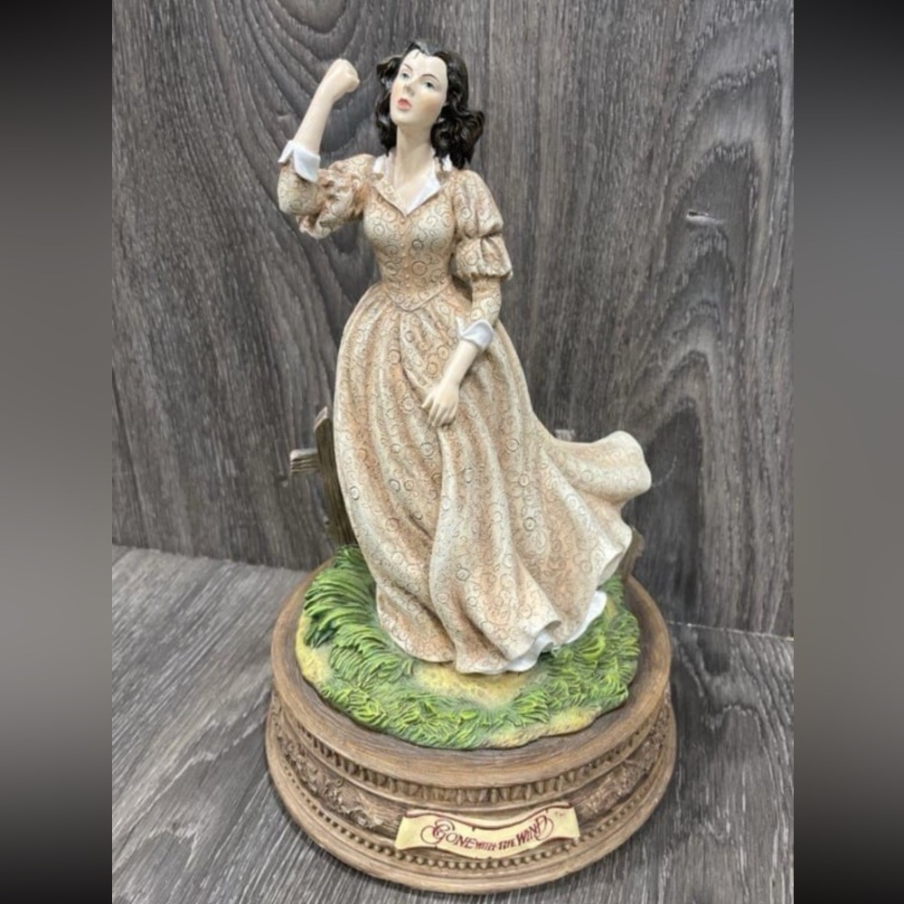GONE WITH THE WIND San Francisco Music Box Co. SCARLETT AS GOD IS MY WITNESS